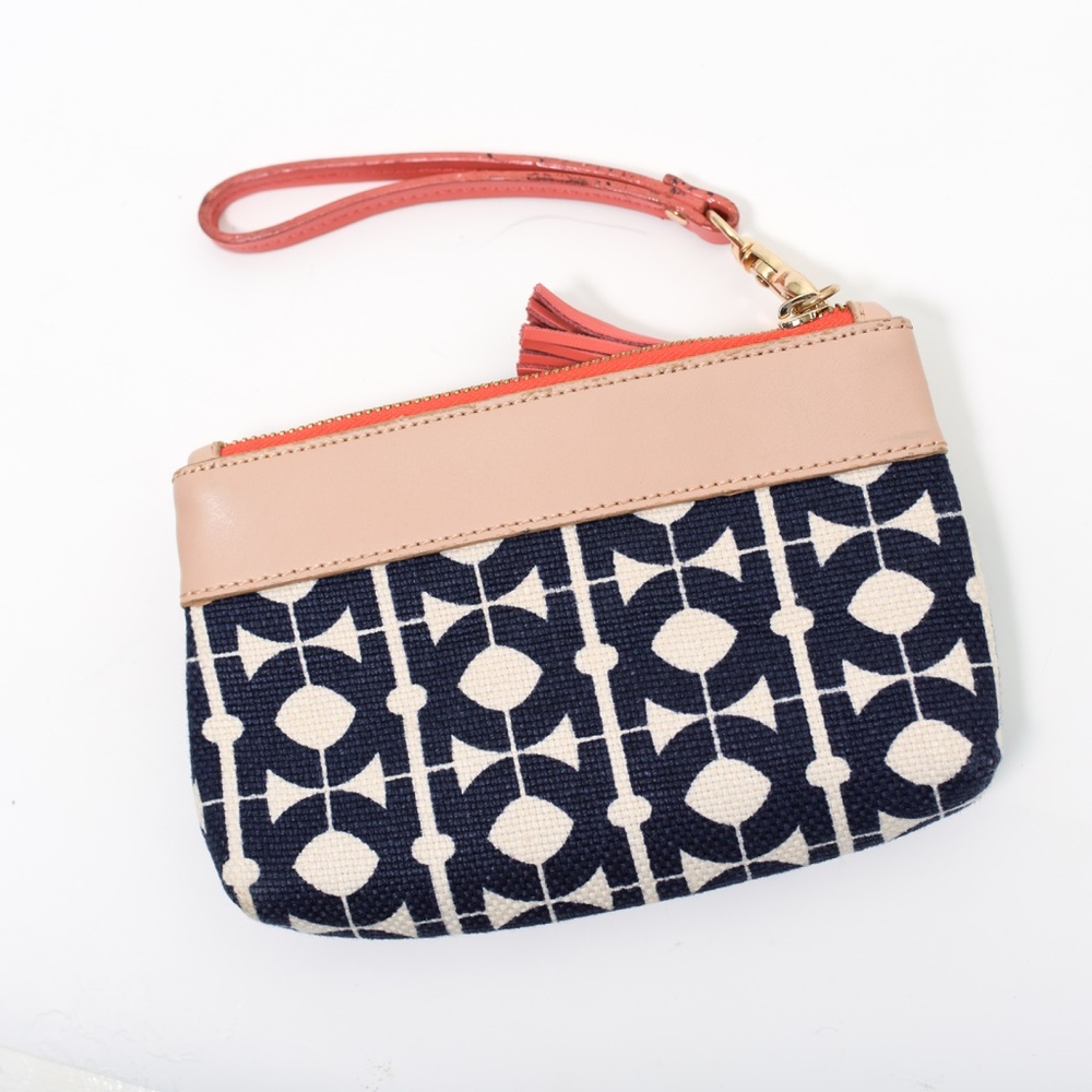 *3for$25/ 5for$39 Spartina 449 Hilton Head Wristlet Navy Cream Coral Geometric - Picture 7 of 13